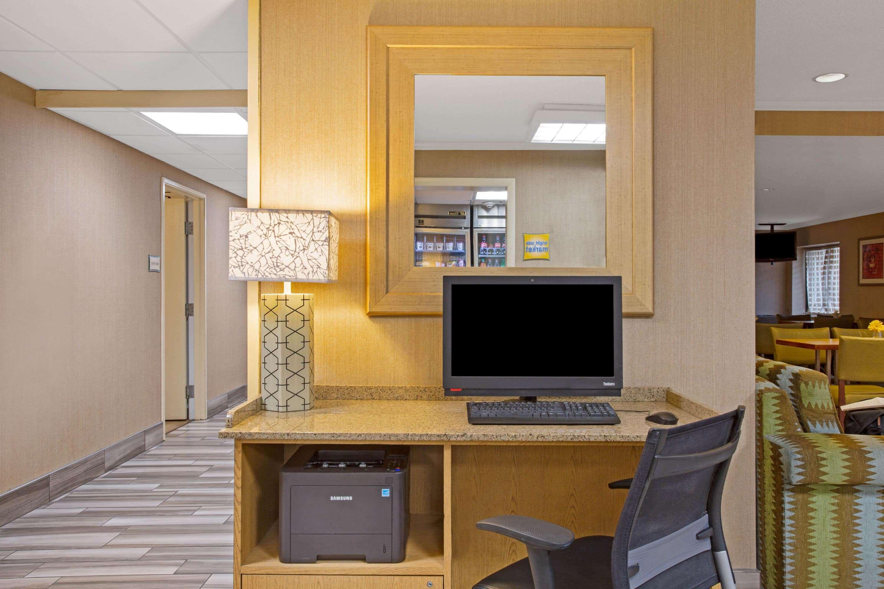 La Quinta Inn By Wyndham Auburn Worcester Zewnętrze zdjęcie